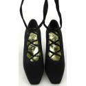 Couture CHANEL t 35 in black Duchess satin pumps