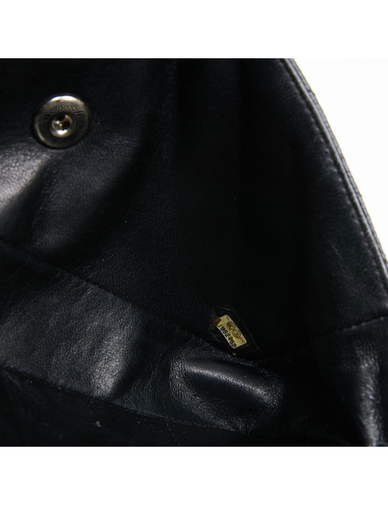 Sac baguette CHANEL cuir caviar noir