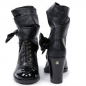 Boots CHANEL T39 noires bout vernis