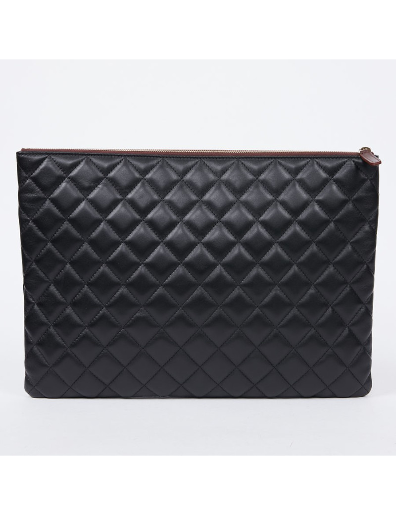 Grande pochette Chanel noire 