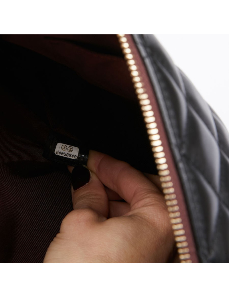 Grande pochette Chanel noire 