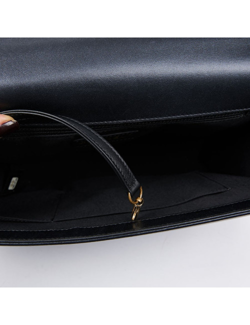 Sac "BOY" CHANEL cuir noir matelassé