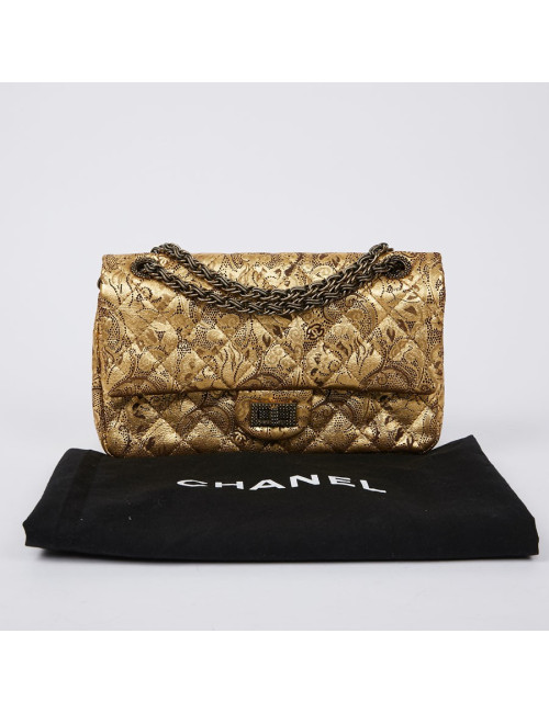 Sac CHANEL "Paris-Moscou" cuir perforé  doré Edition Limitée
