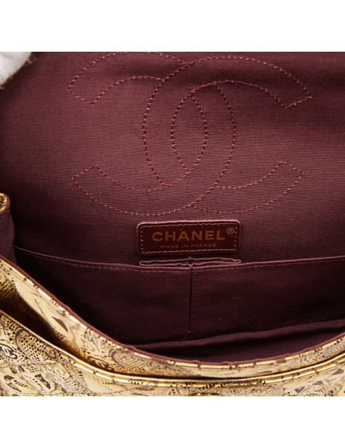 Sac CHANEL "Paris-Moscou" cuir perforé  doré Edition Limitée