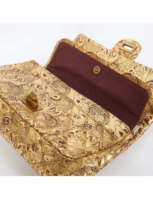 Sac CHANEL "Paris-Moscou" cuir perforé  doré Edition Limitée