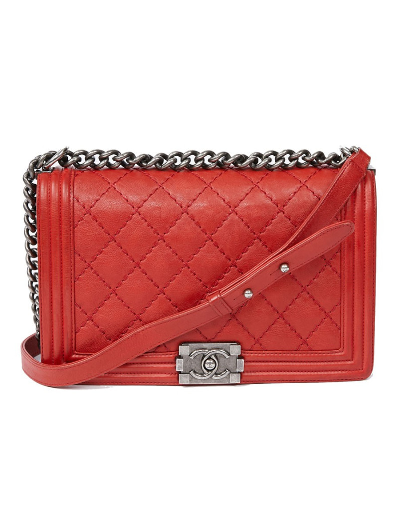 CHANEL Boy cuir rouge