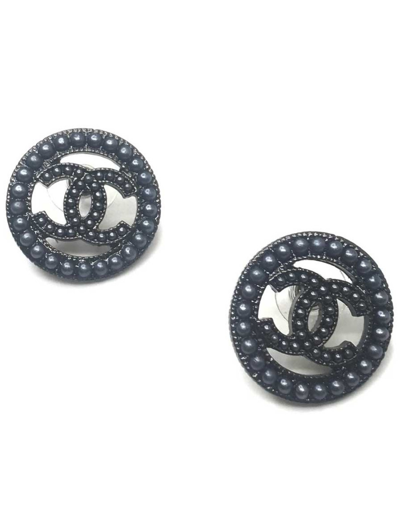 Clous CHANEL perles grises et ruthénium