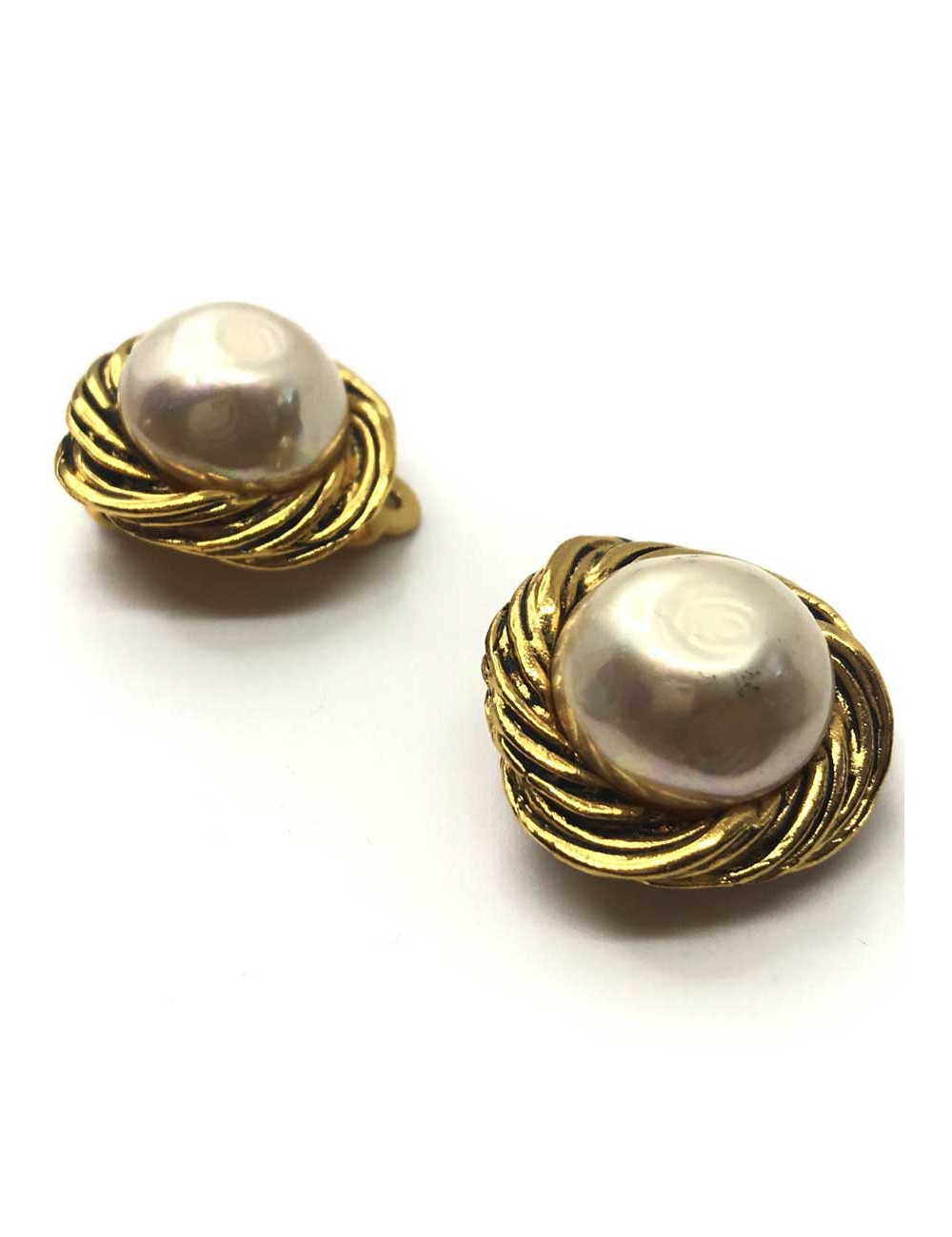 Boucles d'oreille clIps CHANEL Vintage