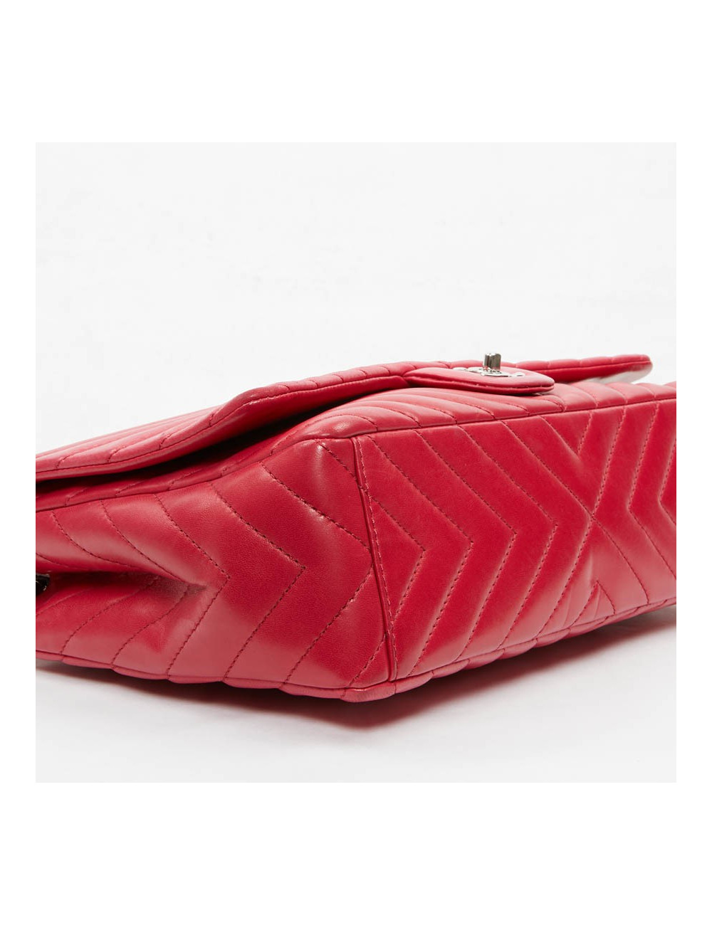 Grand sac CHANEL chevron Jumbo rose