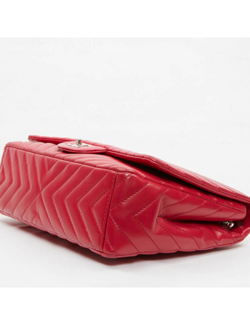 Grand sac CHANEL chevron Jumbo rose