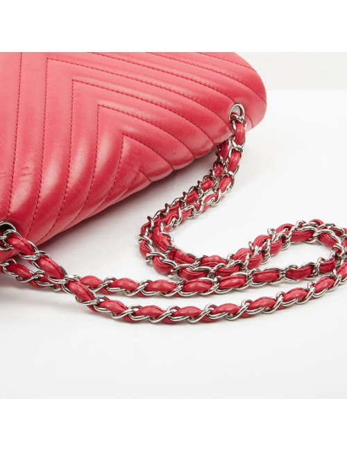 Grand sac CHANEL chevron Jumbo rose