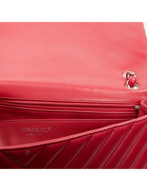 Grand sac CHANEL chevron Jumbo rose