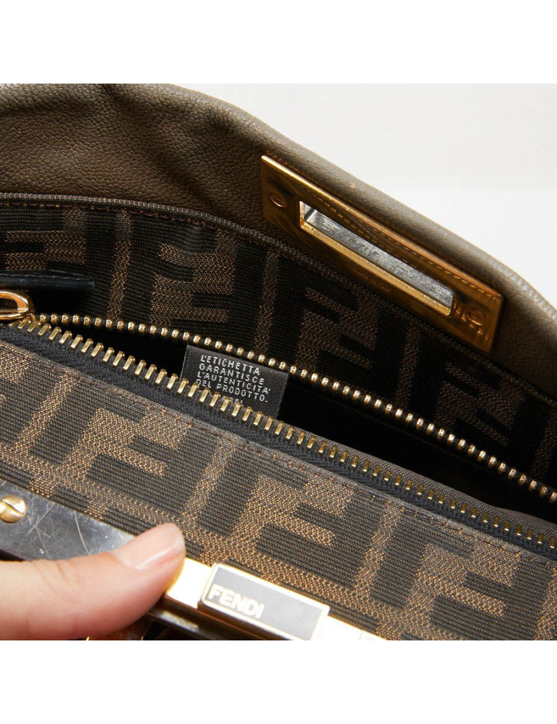 Peekaboo FENDI taupe TM