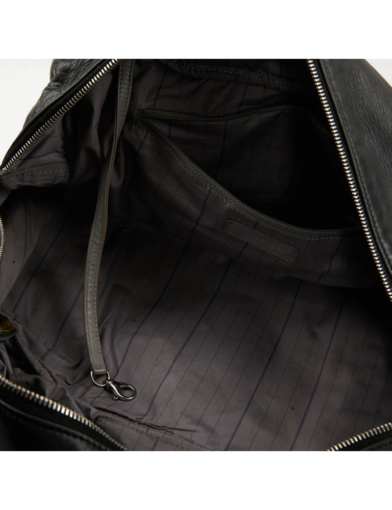 Sac CHANEL cuir noir 