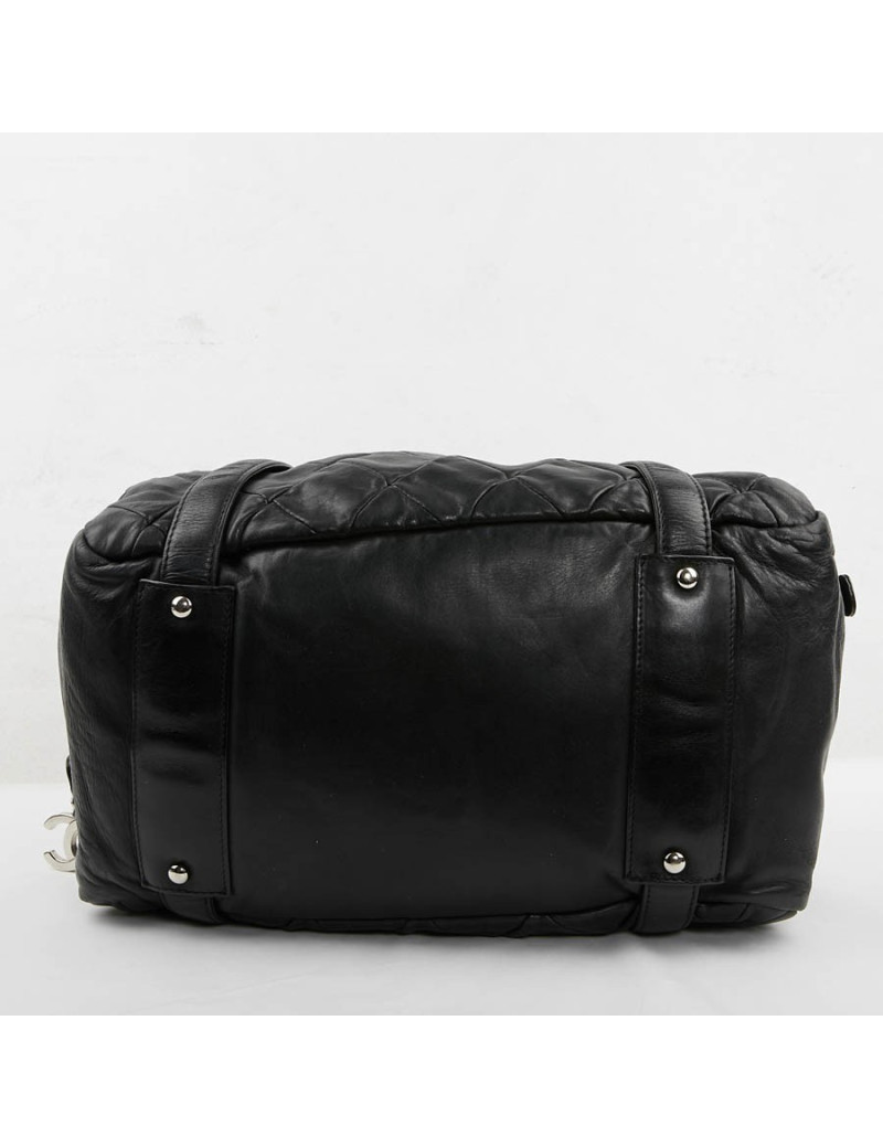 Sac CHANEL cuir d'agneau souple noir