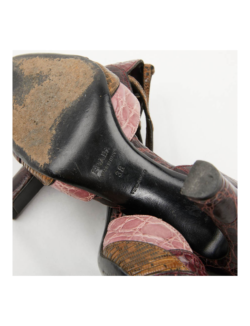 Escarpins Prada T38 imitation serpent