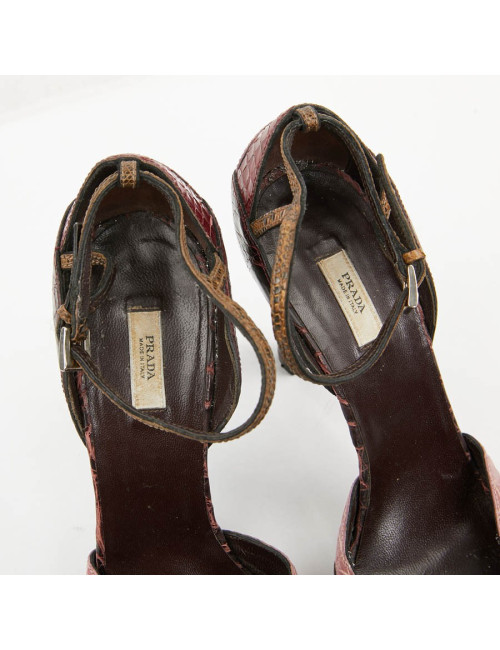 Escarpins Prada T38 imitation serpent