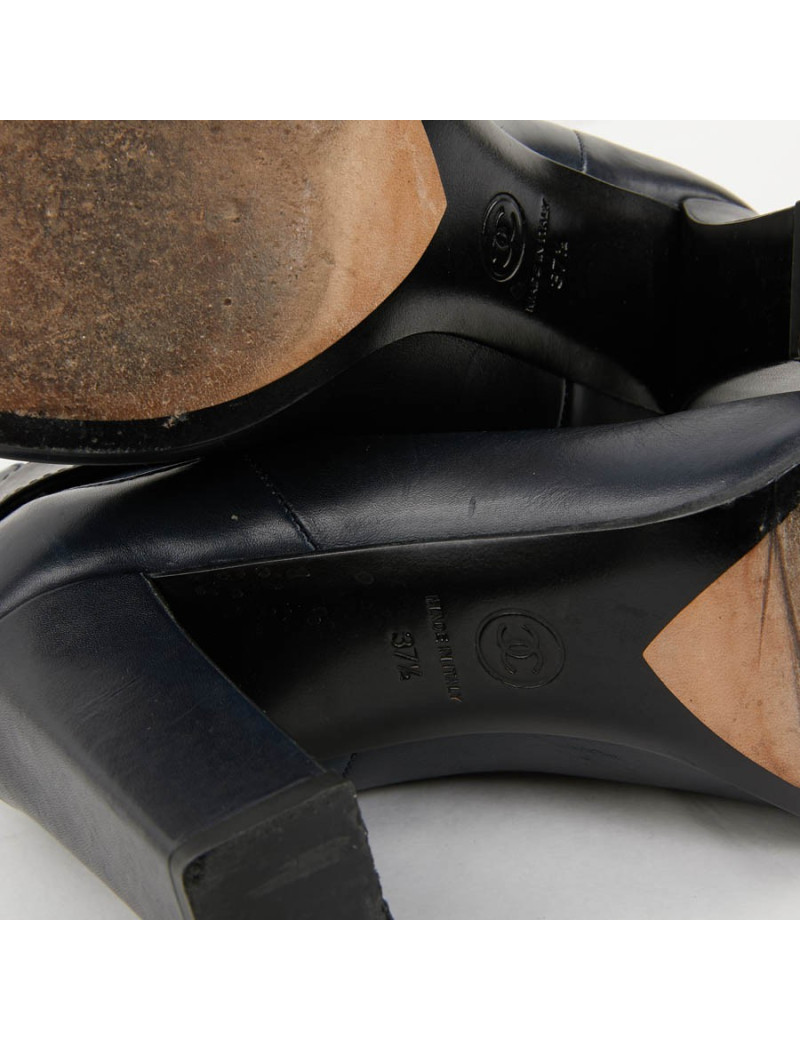 Boots T 37.5 CHANEL cuir d'agneau bleu et noir