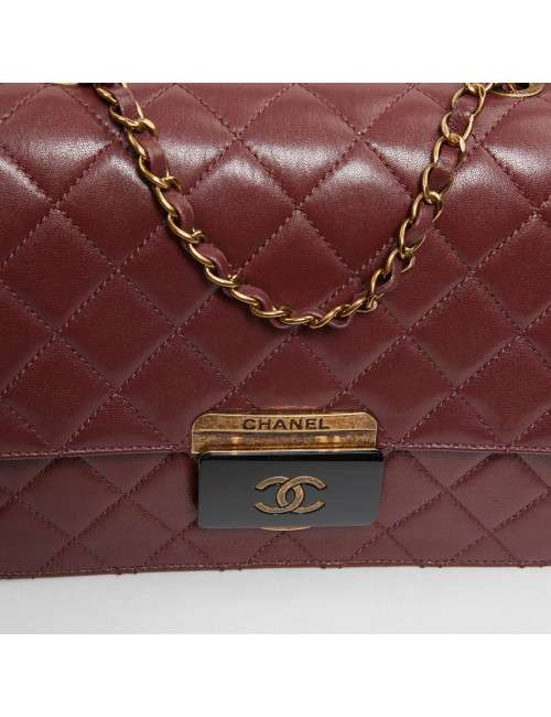 Sac CHANEL collector cuir matelassé bordeaux 