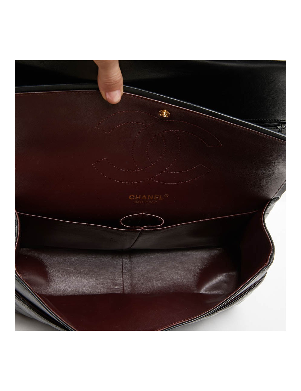 Chanel black  Jumbo quilted leather