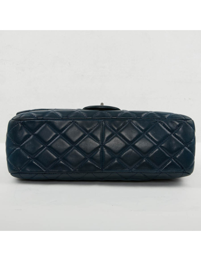 Sac 2.55 CHANEL cuir d'agneau lisse bleu