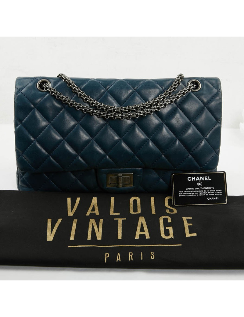 Sac 2.55 CHANEL cuir d'agneau lisse bleu