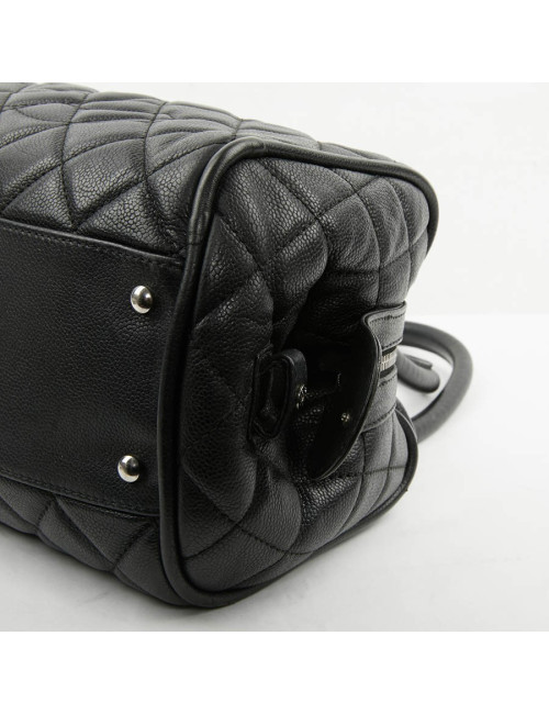 Sac bowling Chanel noir en cuir matelassé