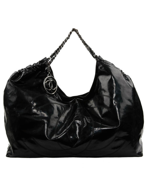 Sac cabas CHANEL cuir verni noir