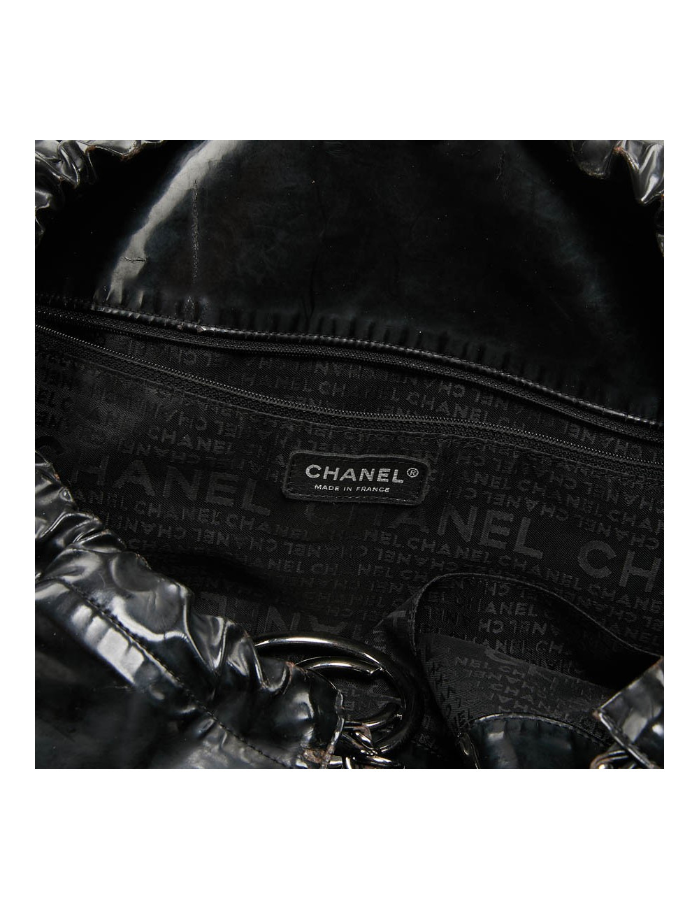 Sac cabas CHANEL cuir verni noir