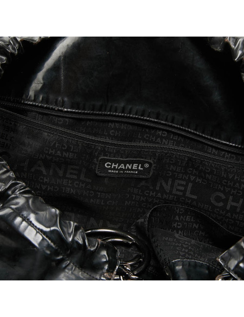 Sac cabas CHANEL cuir verni noir