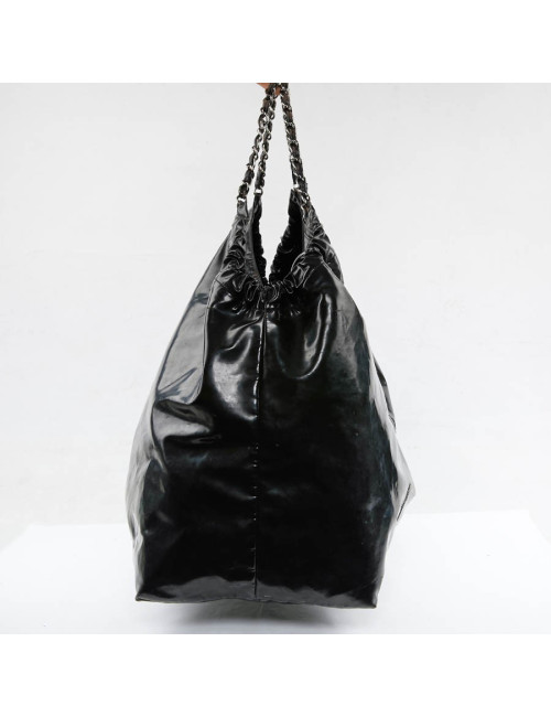 Sac cabas CHANEL cuir verni noir