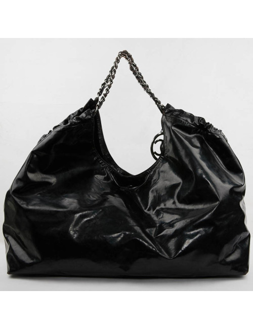 Sac cabas CHANEL cuir verni noir