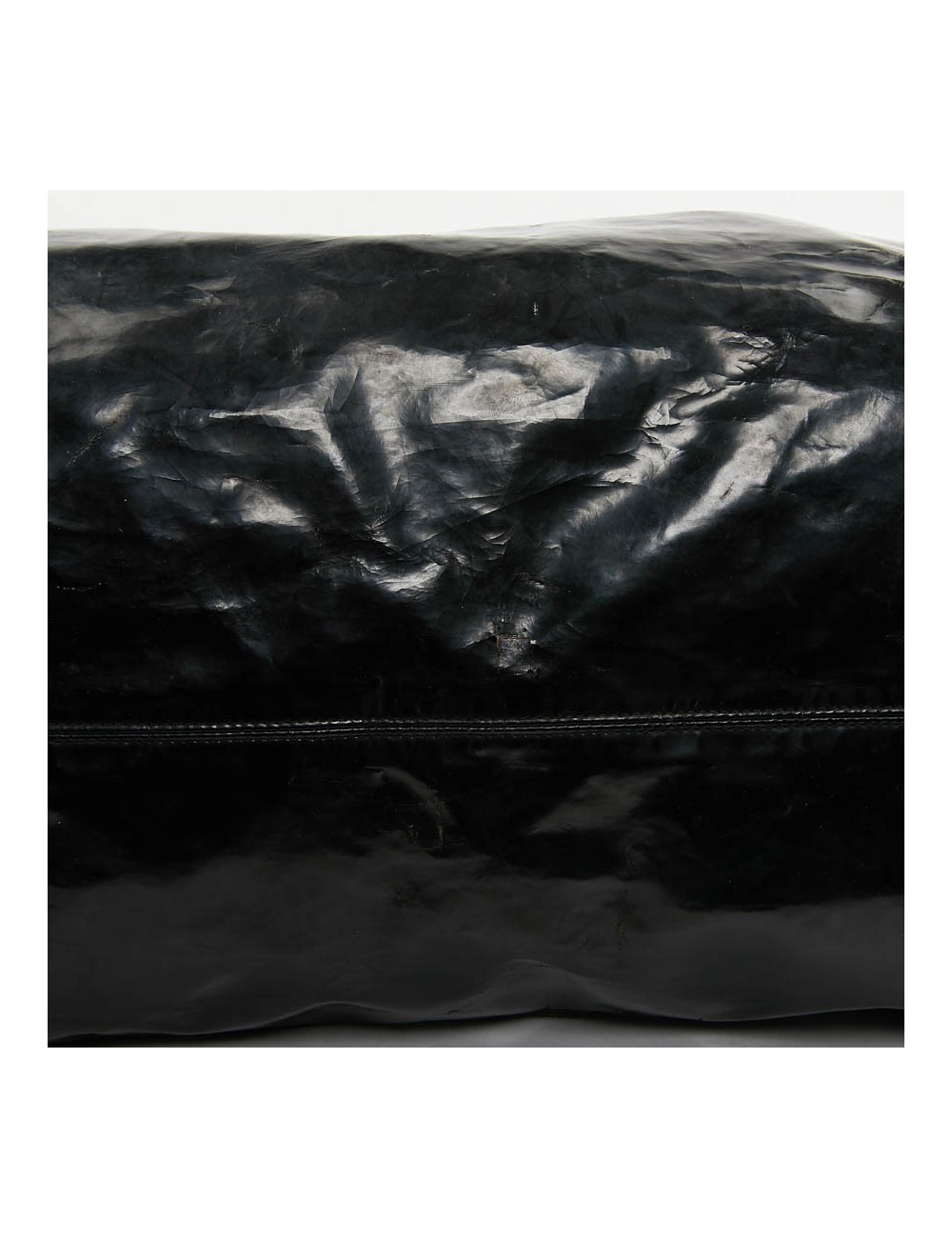 Sac cabas CHANEL cuir verni noir