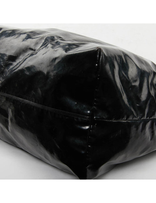 Sac cabas CHANEL cuir verni noir