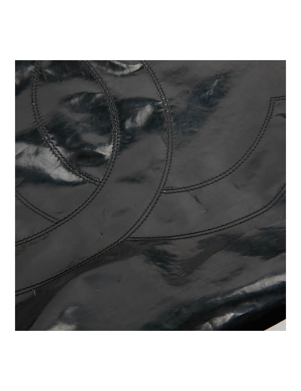 Sac cabas CHANEL cuir verni noir