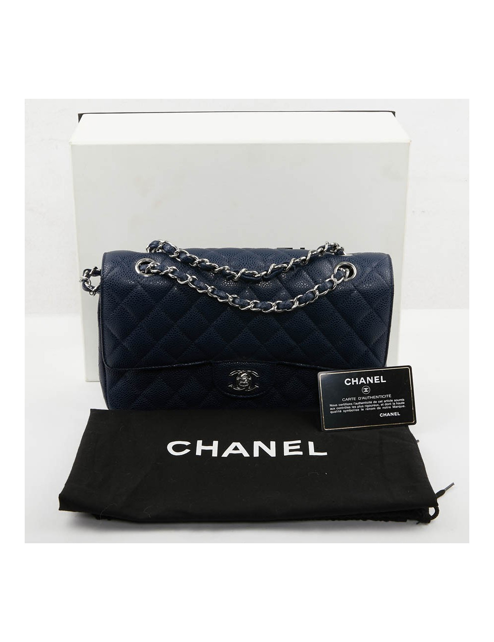 Sac Timeless CHANEL cuir caviar bleu 