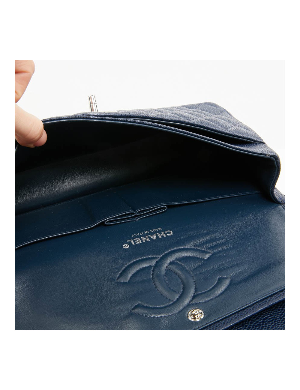 Sac Timeless CHANEL cuir caviar bleu 