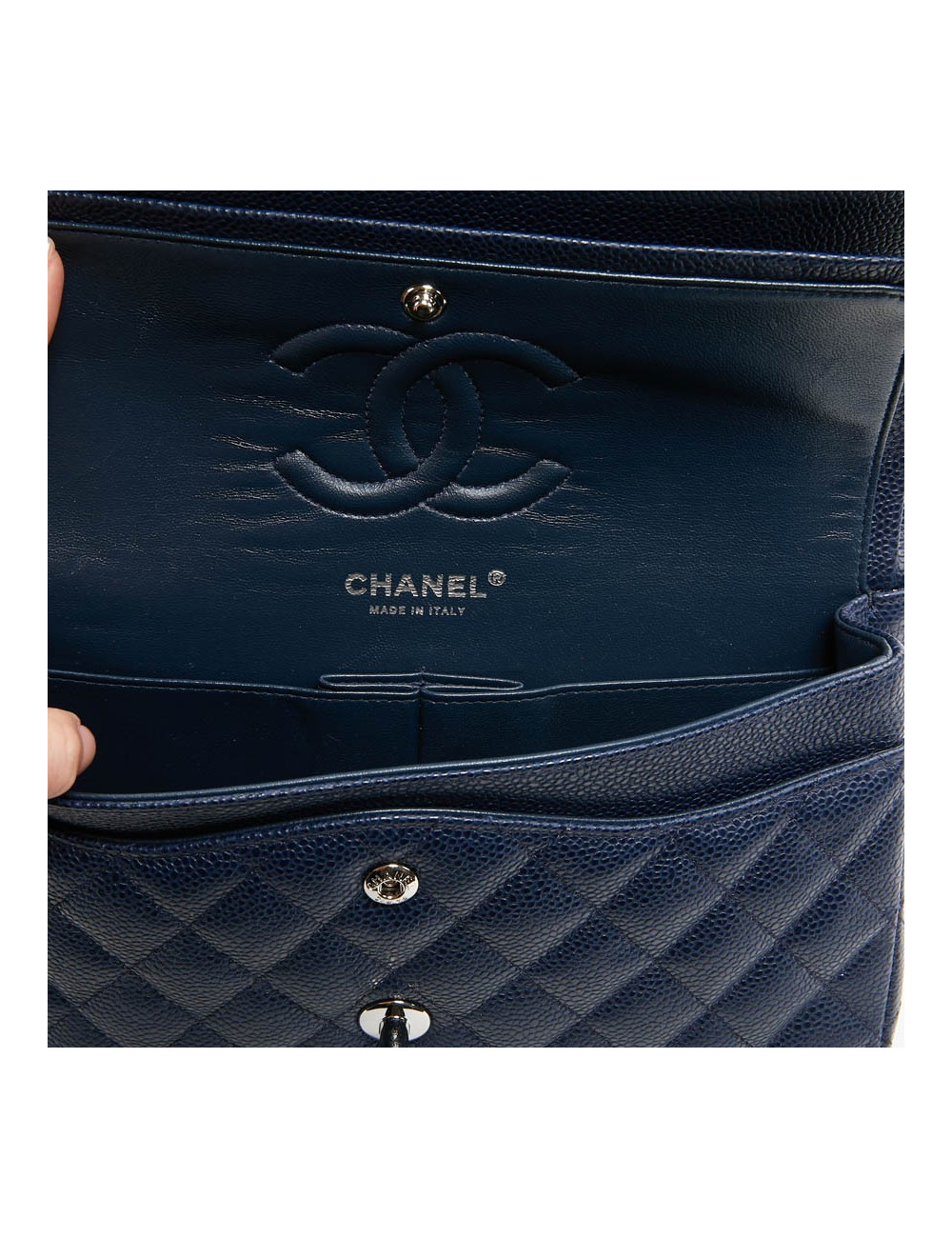 Sac Timeless CHANEL cuir caviar bleu 