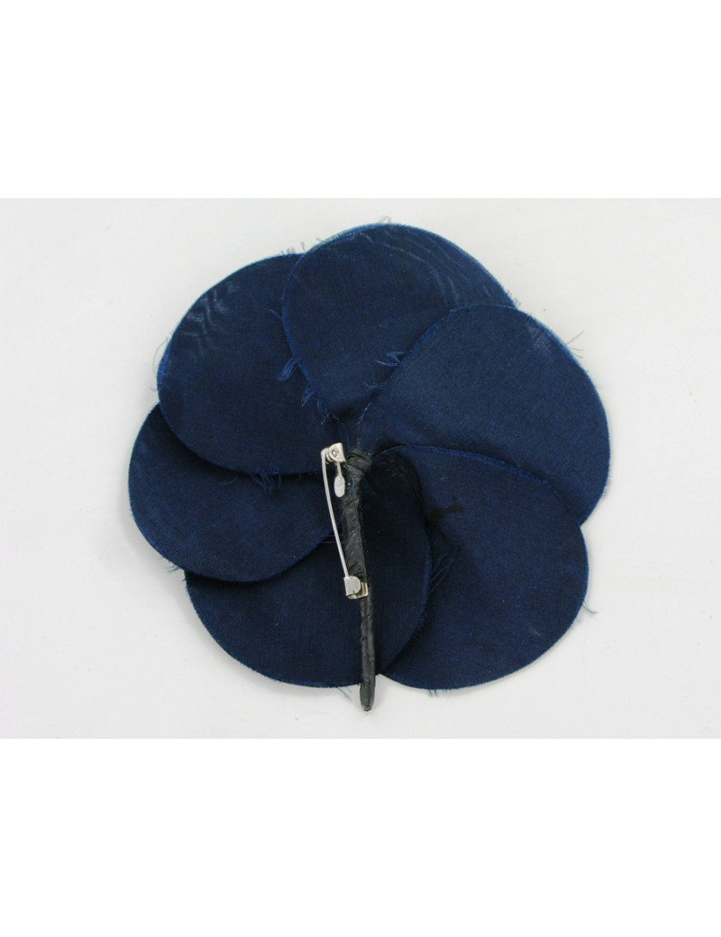 Broche CHANEL camélia vintage en organza bleu marine