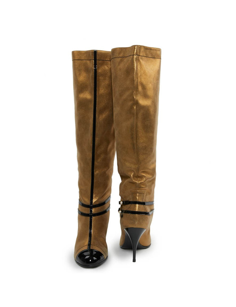 Bottes T 39 CHANEL cuir doré et bandes vernies noires