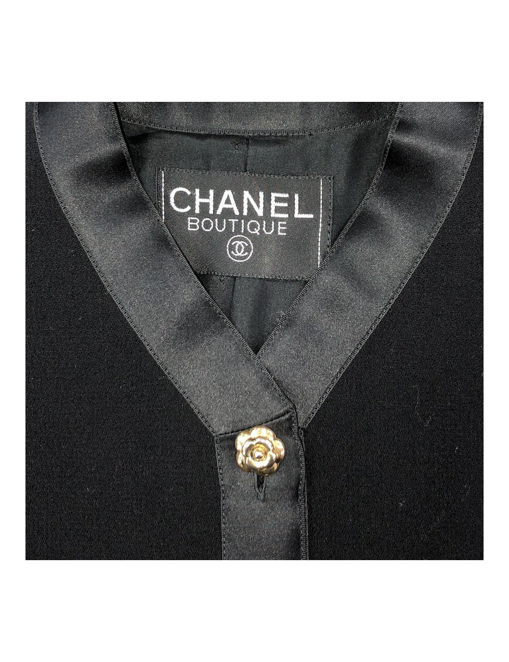 Veste T 38  CHANEL noir  ganses en soie noire