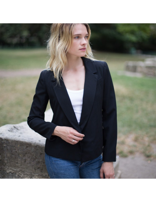 Veste T 34 CHANEL croisée laine noire