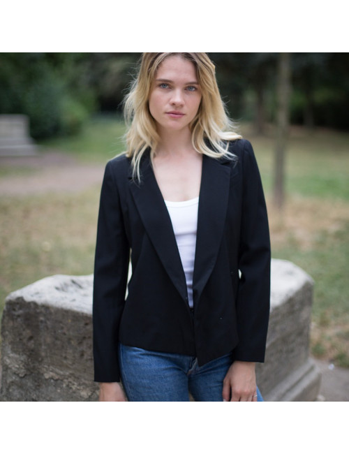 Veste T 34 CHANEL croisée laine noire