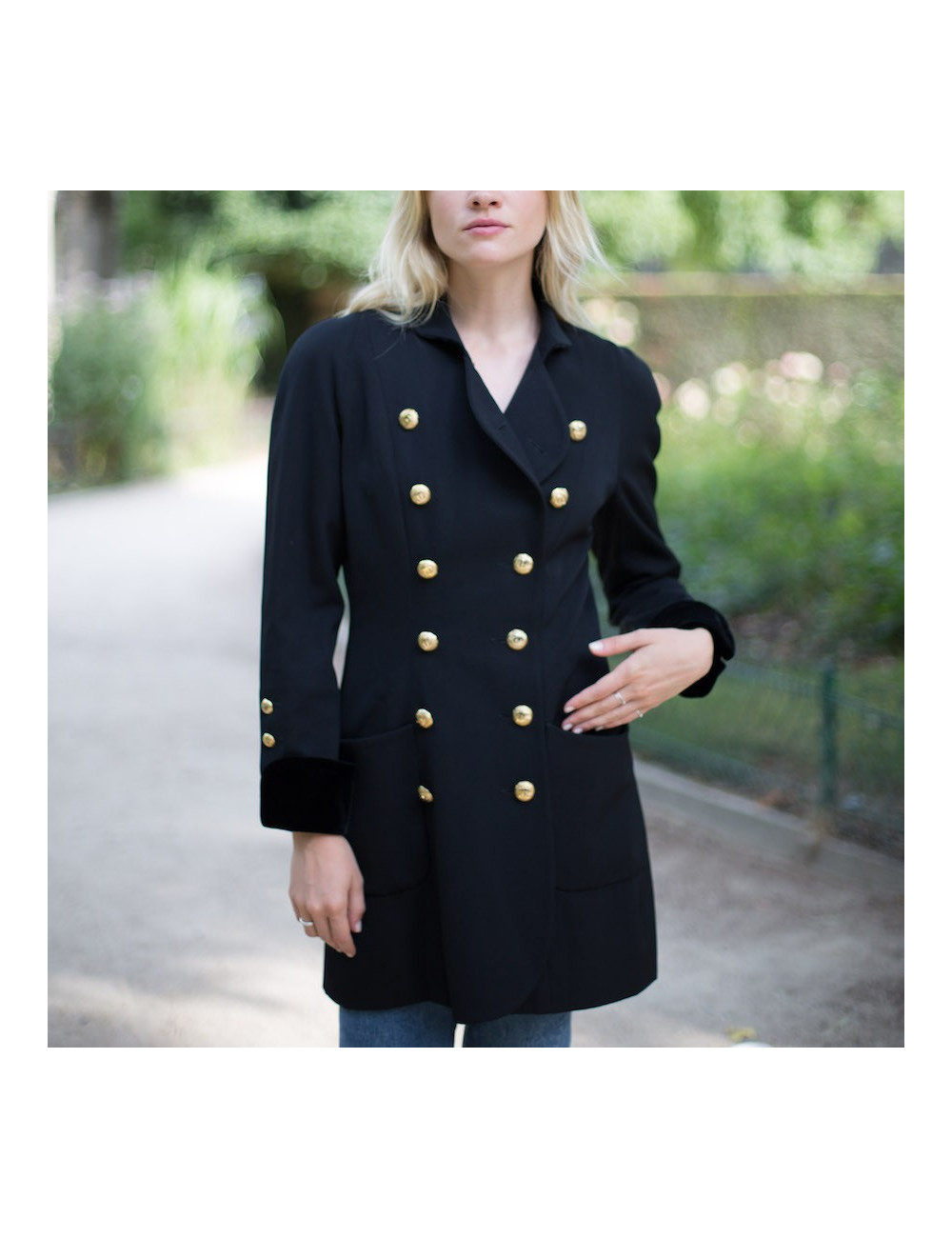 Veste longue croisée CHANEL noire