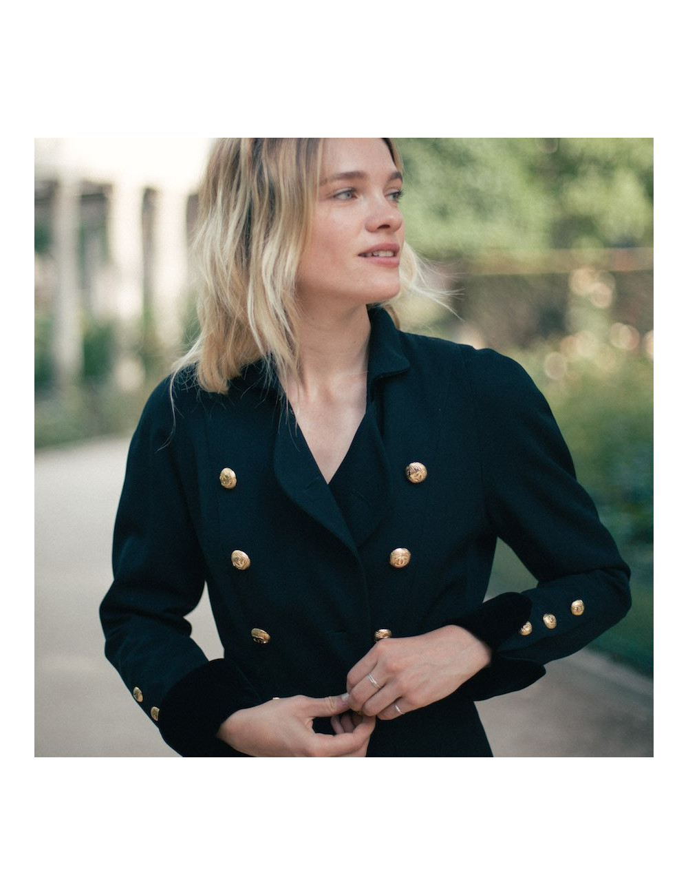 Veste longue croisée CHANEL noire