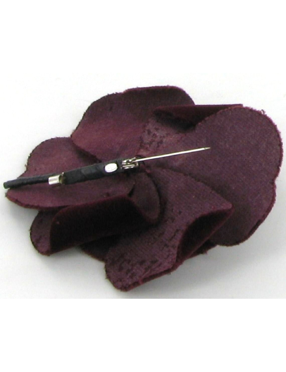 Broche CHANEL en velours pourpre 