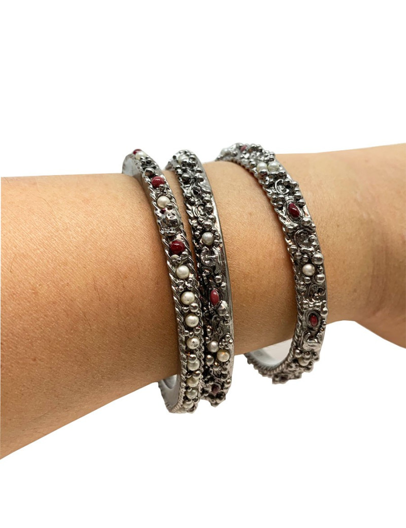 CHANEL silver, ruby and pearly beads 3 bracelet set