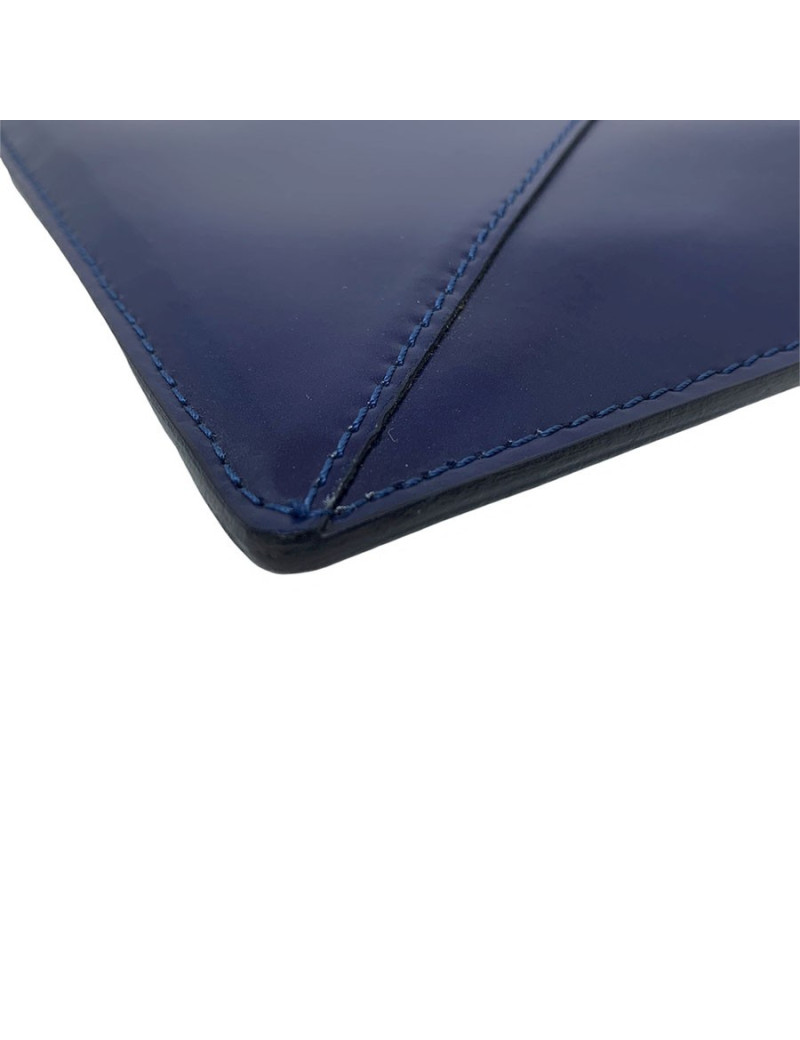 Pochette VIVIENNE WESTWOOD cuir verni bleu roi