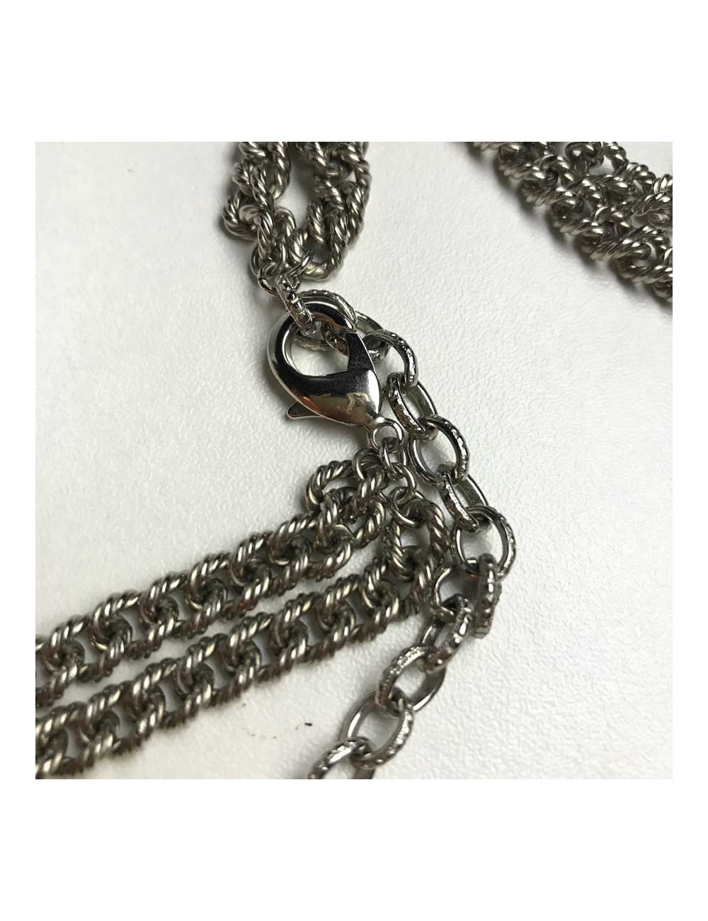 Sautoir Chanel CC argenté et perles