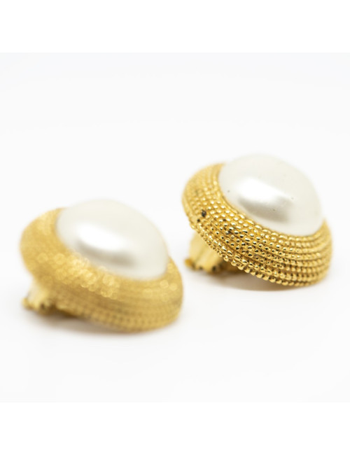 Clips CHANEL perles nacrées